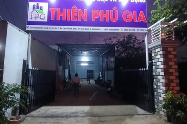 Hộp đèn, bảng hiệu quảng cáo